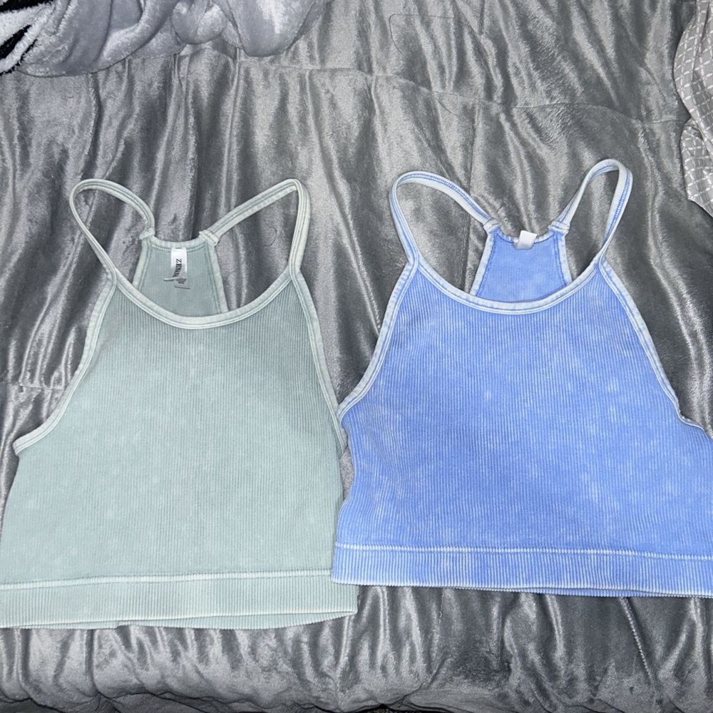Two ribbed tanks